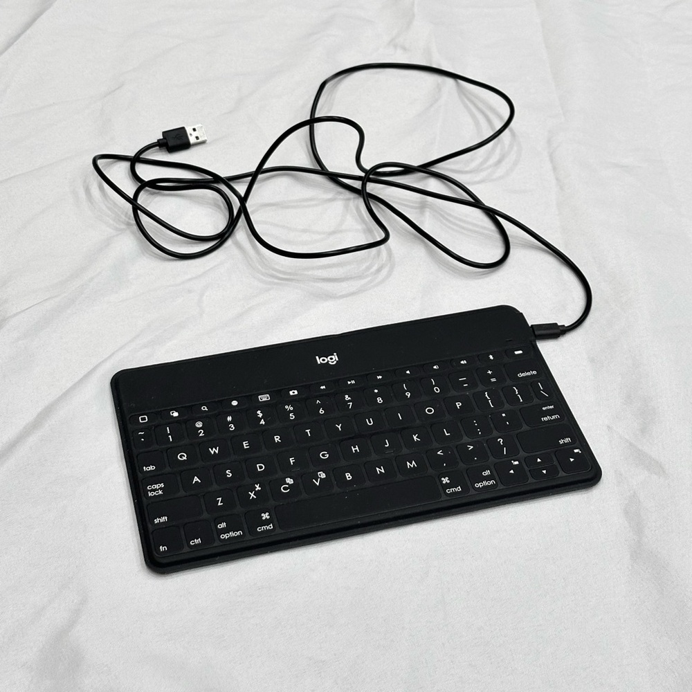 NWOT Logi Logitech Black Keyboard
